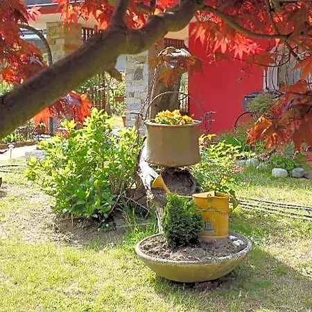 A Casa Di Lara Bed & Breakfast Beura