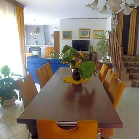 A Casa Di Lara Bed & Breakfast