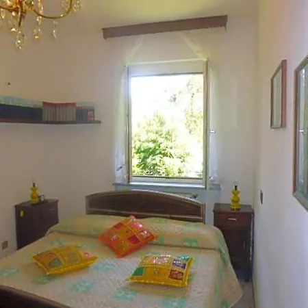 A Casa Di Lara Bed & Breakfast Beura